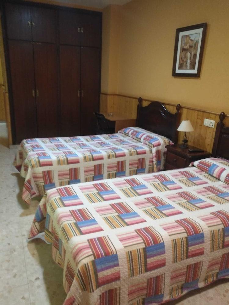 Hostal Nuestra Senora De La Palma Algésiras Extérieur photo